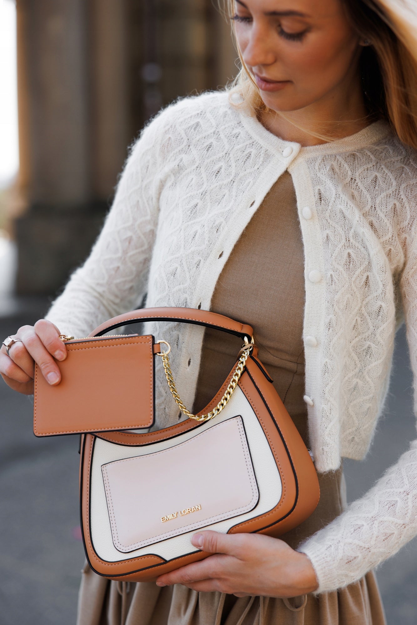 6cee24da80757e46ac84109943a1a51d